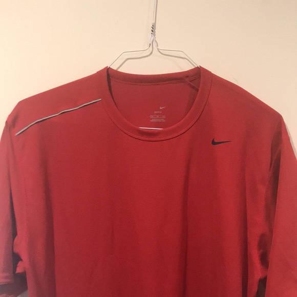 Nike Running Shirt - Picture 2 of 4